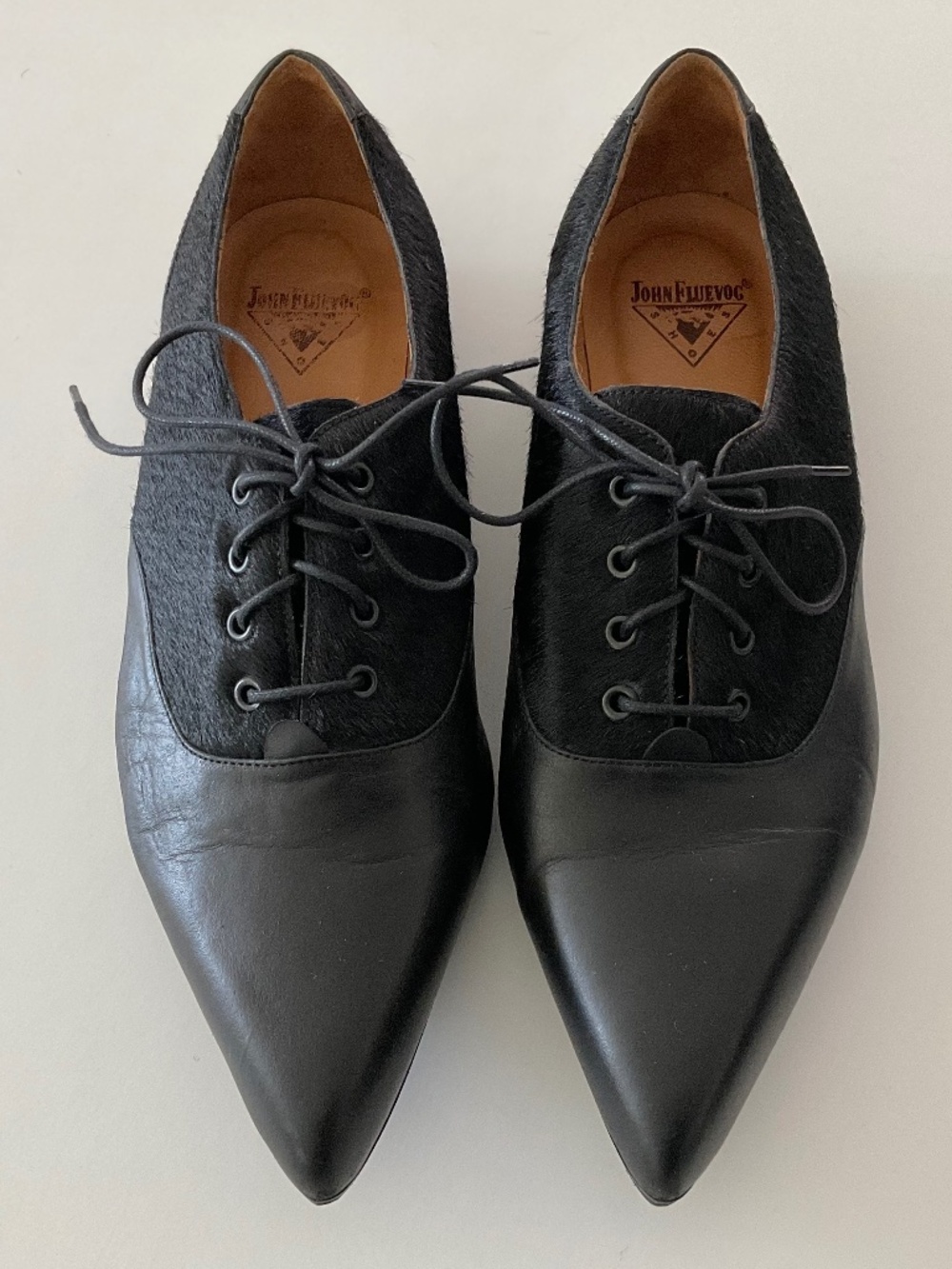JOHN FLUEVOG Leather With Calf Hair Pointed Toe Shoes in Black Size 7